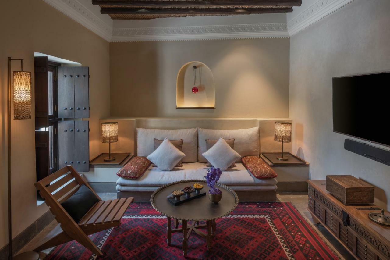 The Chedi Al Bait, Sharjah Hotel Exterior photo A living room at the hotel
